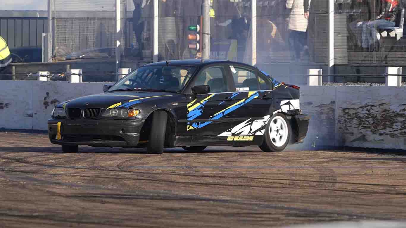 bmw-drift-car-2.jpg