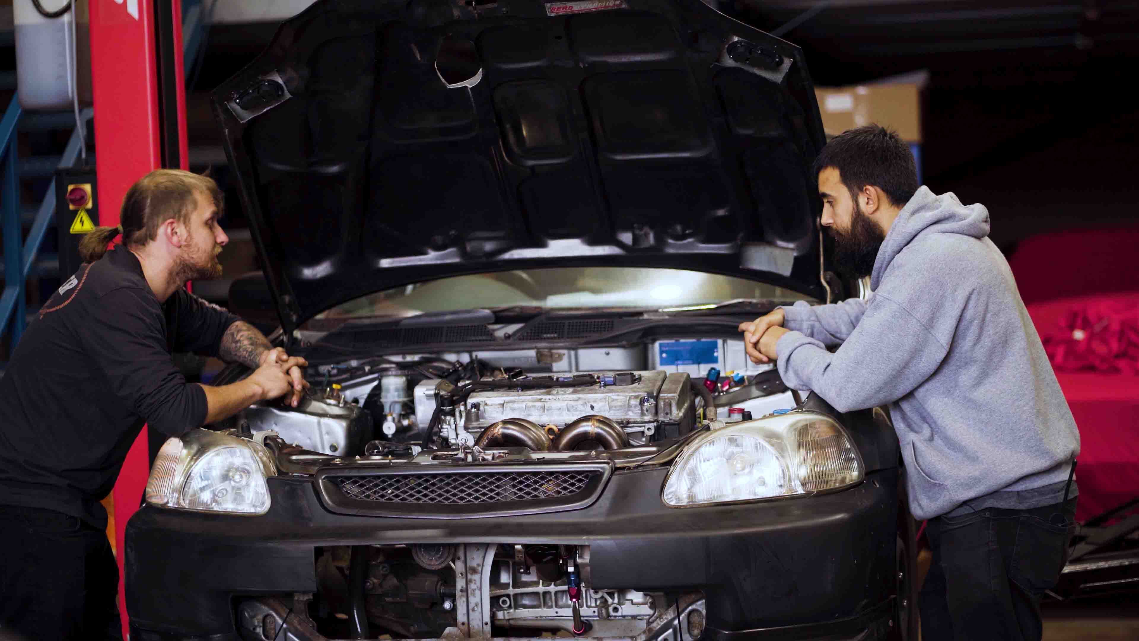 scott and matt working on the civic